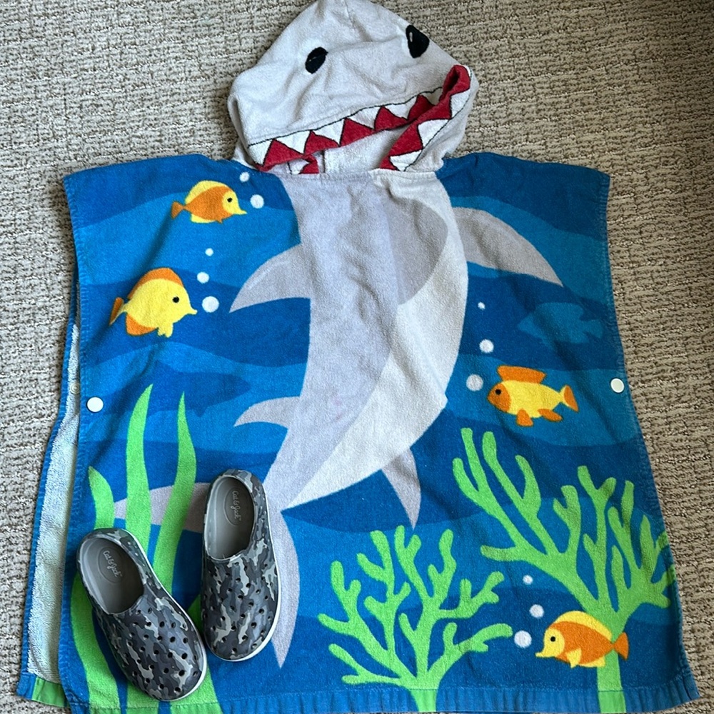 Cat and Jack shoe and shark towel